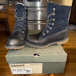 Women’s Timberland Boots - Teddy Fleece